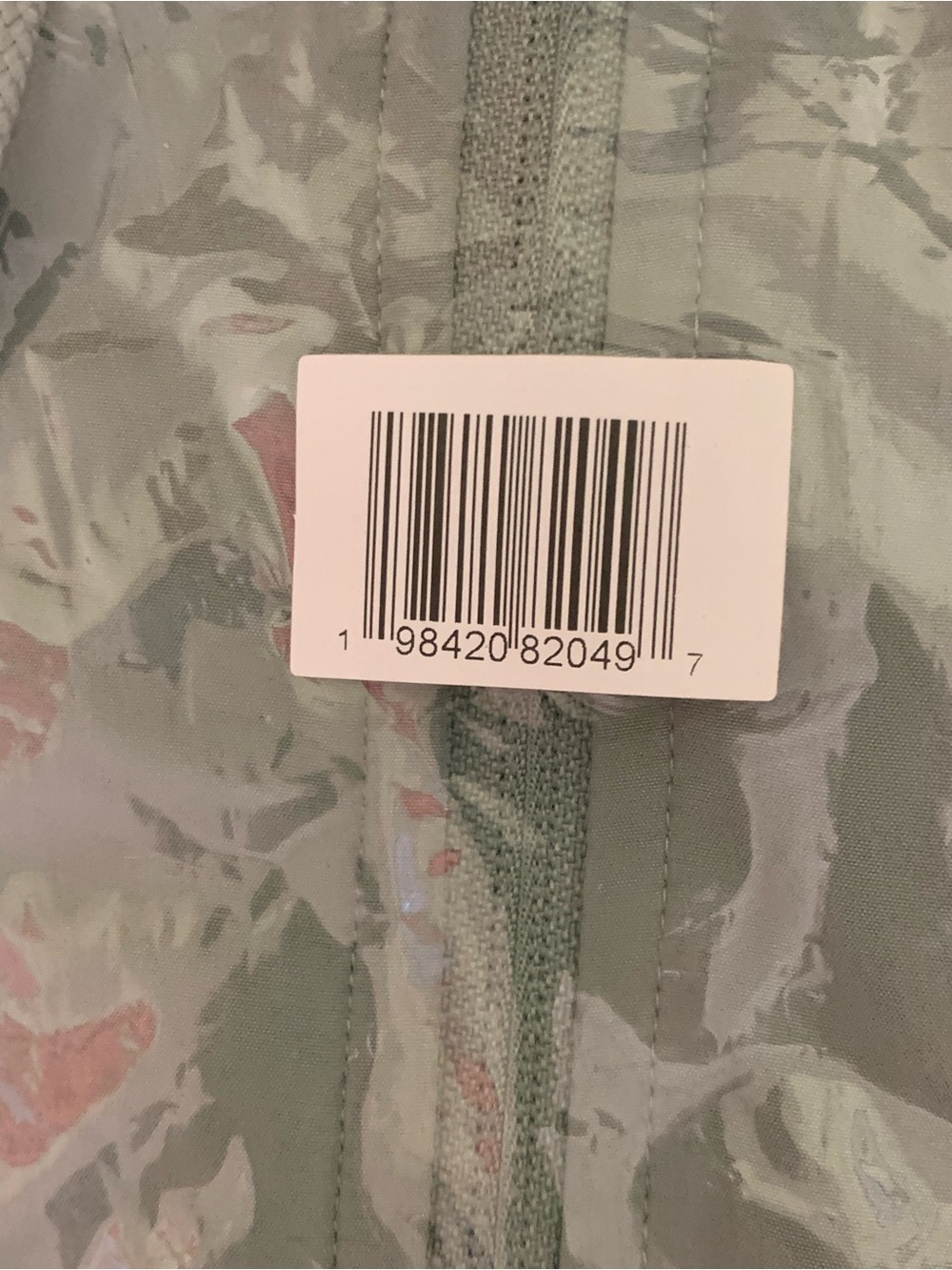 All in Motion NWT’s men’s olive colored soft jacket w/zip pockets & hood - Picture 4 of 5